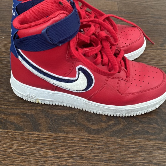 Nike Air Force 1